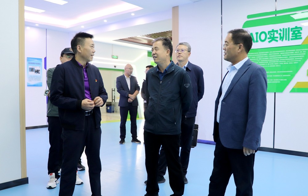 市政协副主席张文智到甘肃球王会平台集团调研