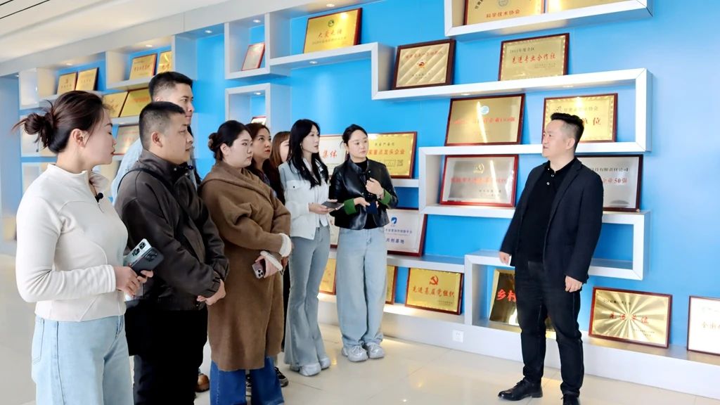 微信图片_20250407100257.jpg